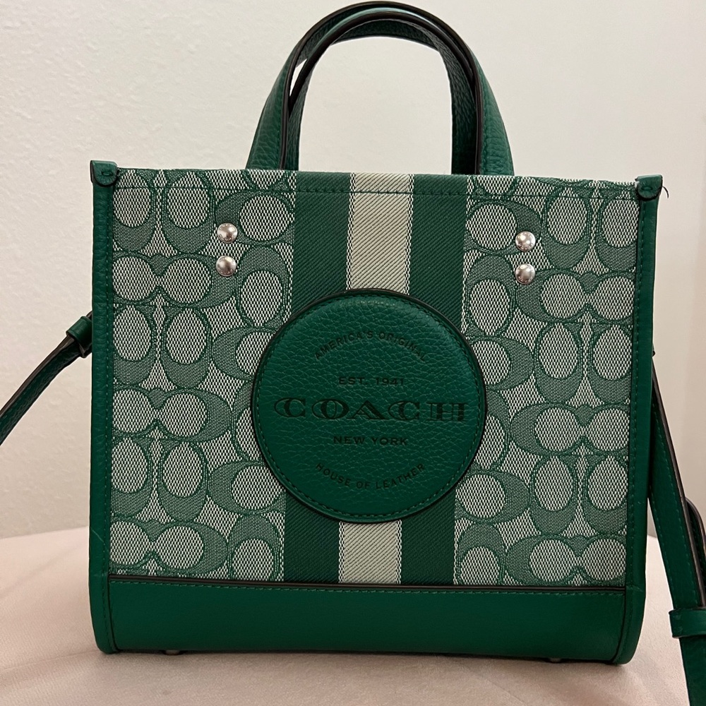 Coach Dempsey Tote 22